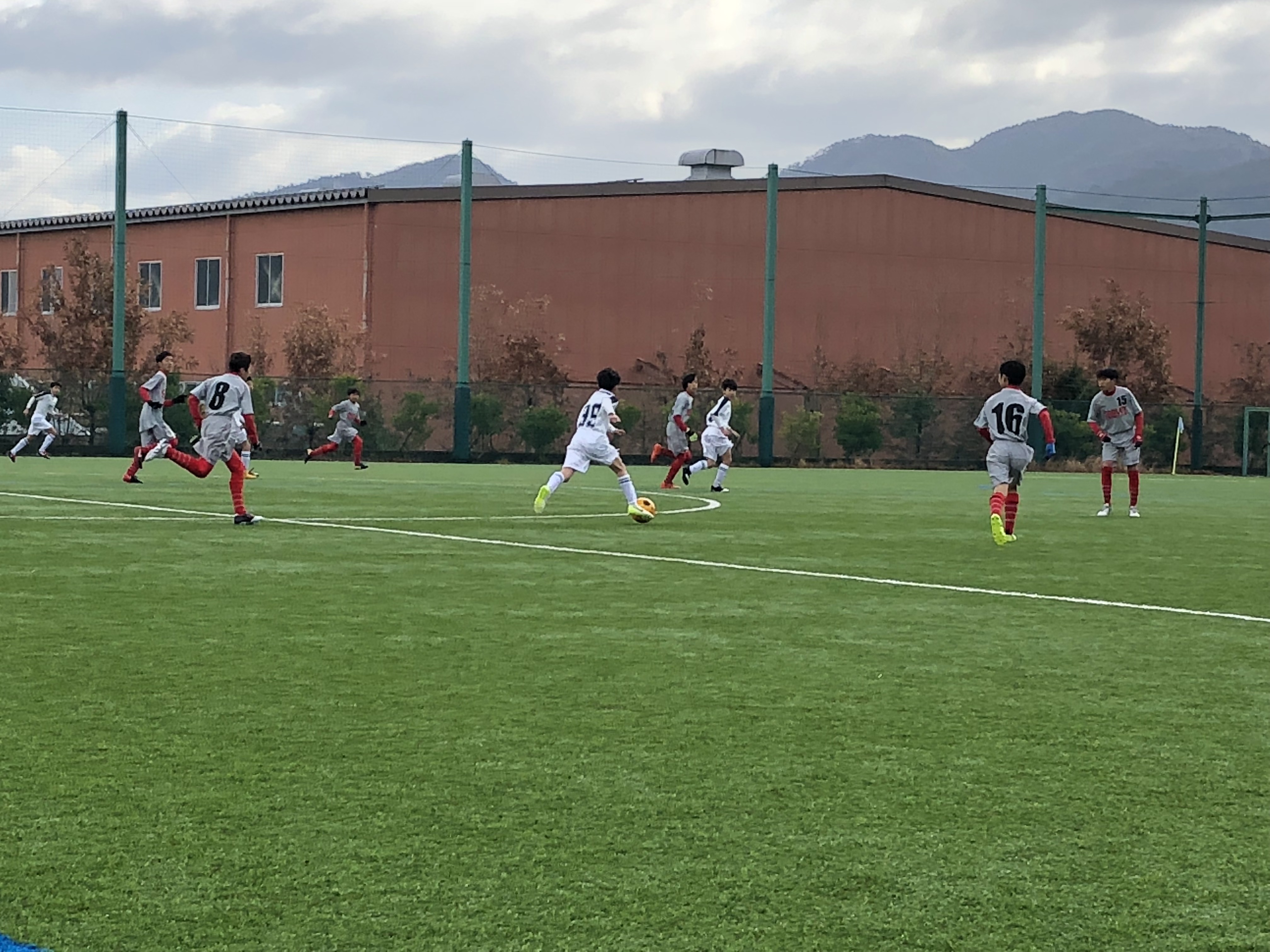 F9887A34-D82D-428E-B9E9-46889D0C60DE